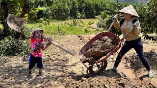 Abu and Mom Take Care of the Garden Very Diligently!