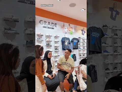Daddy dan mami  heran kak ara mau beli baju ukuran Daddy #daddydanmami #keripikkentangmasboy #shorts