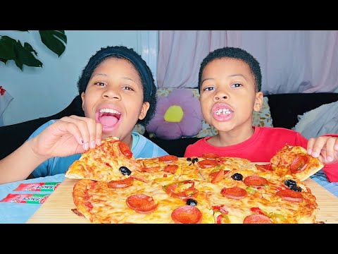 PEPPERONI PIZZA MUKBANG