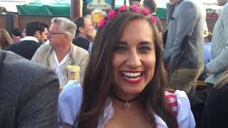 Video: Zum ersten Mal auf der Wiesn und sie findet es super - I love the Oktoberfest (Video: Gerd Bruckner)