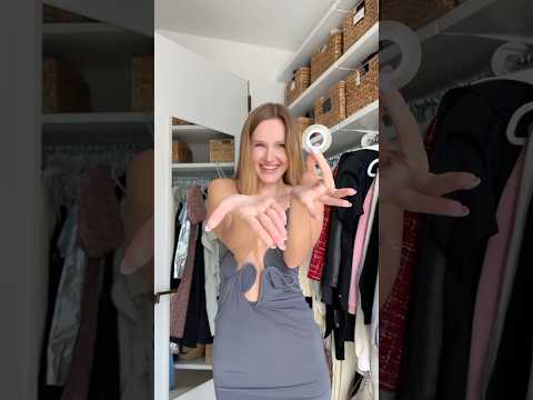 Вы всегда должны выглядеть идеально на красной дорожке, а лента для тела держит все на своих местах.