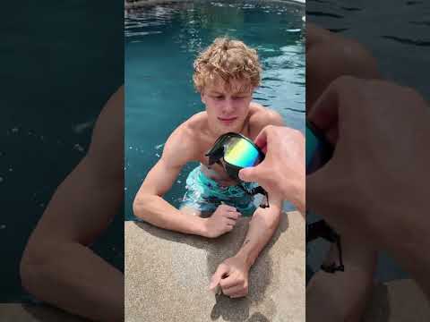 Upgrade your swim game with these amazing goggles for the whole family #goggles