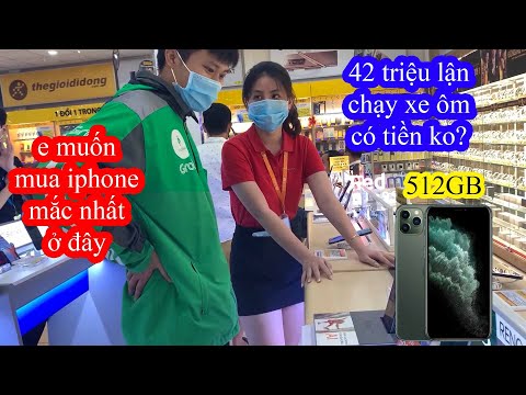 Thử Thách Mặc Áo Grabike Vào Thế Giới Di Động Mua Iphone 11 Pro Max 512GB Và Cái Kết | GoGo TV