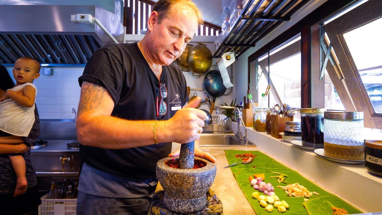 Meet the UMAMI MASTER of Thai Food Northern Thai Food - Chiang Mai, Thailand