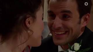 Clara und Adrian - Adrian schreibt in Claras Poesie-Album