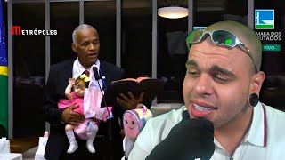 provando que o congresso brasileiro é um programa de humor