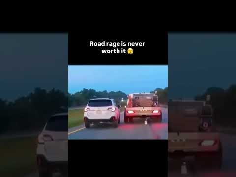 Road rage is never worth it #Dashcam #DashcamMoments #CaughtOnCam #RoadDrama