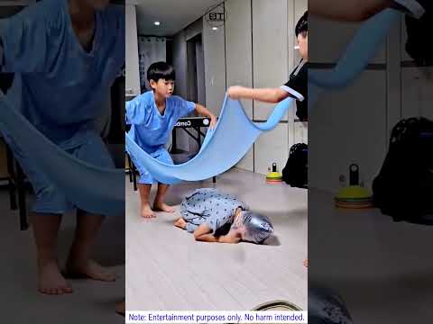 Building Wooden Log Cabin in Forest 🌲❤️ I Survival House Step by Step"2 #shorts #shortsvideo