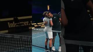 Inoxtag en mode tennismen 🎾😂