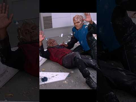 The Orville (S2E11) | Bortus & Klyden's Nicotine Meltdown 💥🦴💉