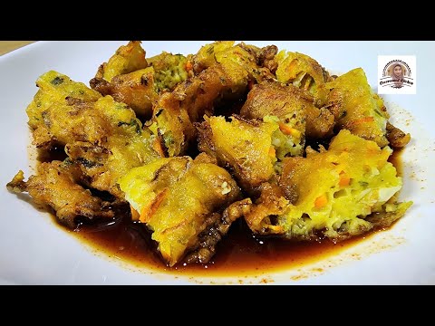 BAKWAN SAYUR UNIK, MIRIP ROTI GORENG, PLUS SAUS CUKO.