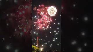 Am Rhein bei Düsseldorf.🎆