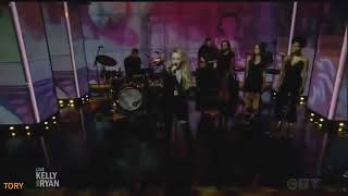 Sabrina Carpenter - Sue Me ( live Kelly and Ryan)