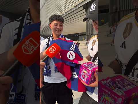 ¿Besarías el ESCUDO De Tu Equipo Rival por 1 Caja de Sobres de Cromos PANINI de LaLiga?