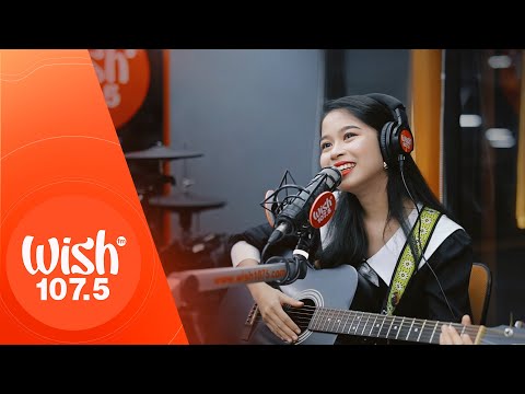 Pappel performs "Taguan Sa Maliwanag Na Buwan" LIVE on Wish 107.5 Bus