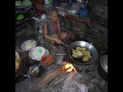 MASIH ADA NASI PECEL PORSI KULI CUMA 3 RIBUAN! MASAKNYA MASIH DI PAWON NDESO JADUL