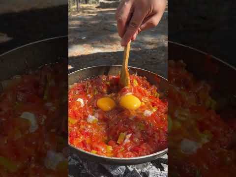 Sizce Menemen Soğanlı Mı Yoksa Soğansız Mı Olur ? #menemen #yemek #gurme