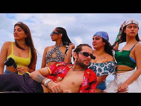 BOMBAY → BALI I Shruti Sinha