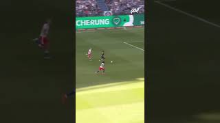 NARRADOR FAZ MAGIA E O MAINZ ABRE O PLACAR PRA CIMA DO HAMBURGO!