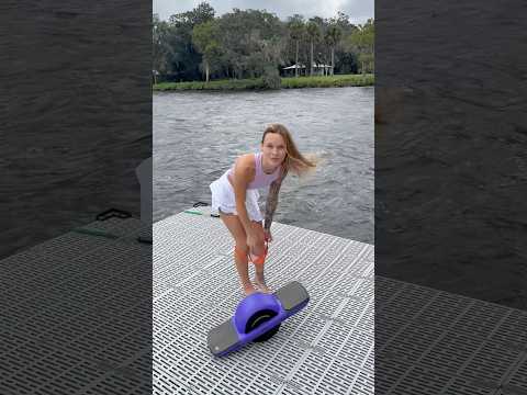 Wild and windy day for a ride 🛹
