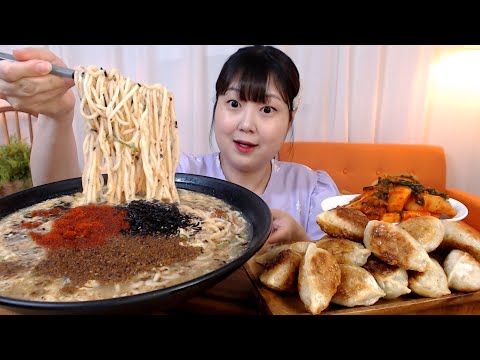 전주 베테랑칼국수 새콤한 무김치 바삭통통 고기군만두 먹방 Kalguksu Fried Dumplings Kimchi Koreanfood Mukbang