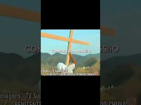 Homem carregou a cruz de 20kg  até o morro #cristo #jesus #viral