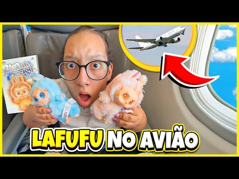 Abrindo LAFUFU no avião | Vídeo inédito - Clau Santana e MC Divertida