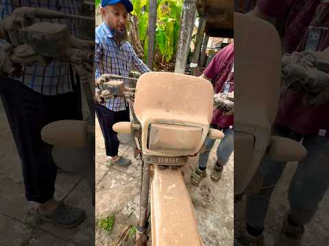 Releasing 25 Year Old Bike From Home Jail 😍🔥💪 #automobile #shorts #royalenfield #heromotocorp