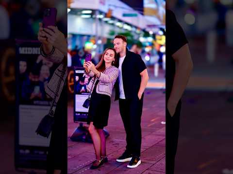 Wait for the surprise at the end 🎉 #viral #timessquare #wow #nyc #streetphotography #fyp