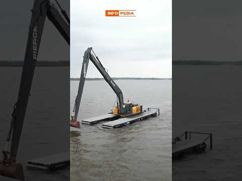 Excavator Mampu Berenang Dan Mengapung Di Laut