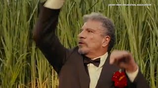 Grant Park Music Festival director featured during halftime show