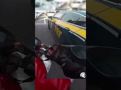 Bati na federal e ainda dei fug@ depois disso ..#fuga #federal #policiafederal #moto #160 #enquadro