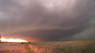 2007 Great Plains Storm Chase Highlights | Kinney Adams