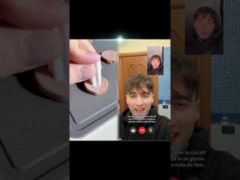 Puntualmente quando mi annoio è sempre occupata a fare qualcosa😠Mandalo alla tua migliore amica 🥰