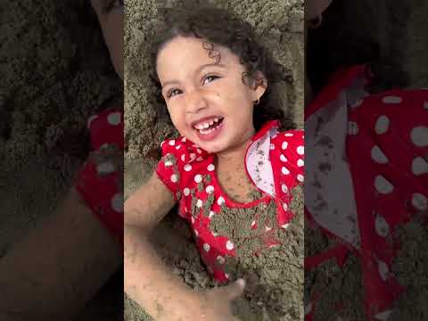 Fransheska tiene una hermana favorita en la playa