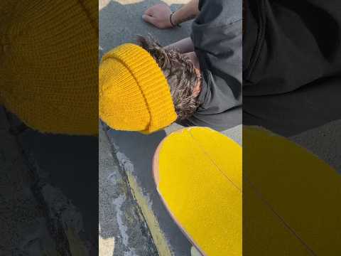 QUANDO CHEGA UM SKATISTA COM EQUIPAMENTO DE SEGURANÇA NA PISTA #shorts
