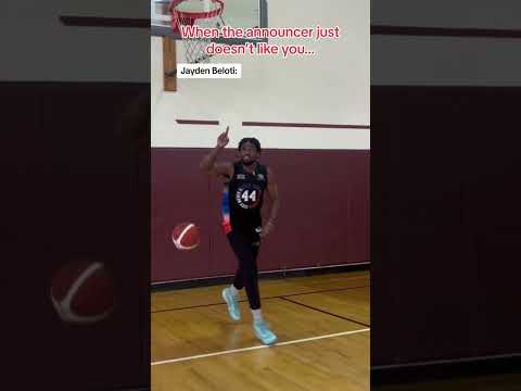 When the announcer doesn’t FW you 😂 #basketball #comedy #beloti44