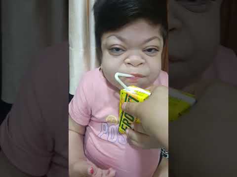 Aliza baby mango juice drinking