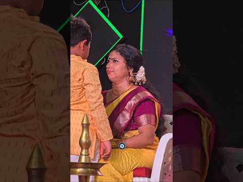 ഈ സ്നേഹം നേരിൽ കണ്ട് കണ്ണ് നിറഞ്ഞു പോയി..🥹🥹💕♥️ #love #song #songlove #youtubeshorts #mother#viral