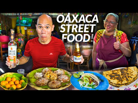 MEXICAN Street Food in Oaxaca City 🇲🇽 GARNACHAS, MEZCAL, TLAYUDAS & TACOS + OAXACA MEXICO FOOD TOUR