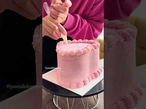 Pasta renkleri ve ton tutturma 🌸#pastacılık #pembepasta#barbie #lambeth#pastarecipe #buttercream