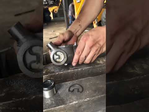 Montagem da cruzeta #mecanico #tornocnc #welding #cncmill #torneiromecanico #machine #shortvideo