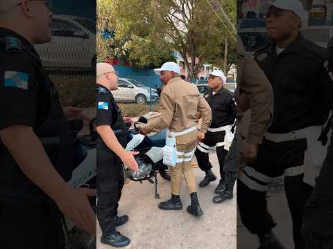 Guarda sem capacete se achando certo! #viral #policia #funnymemes #humor #comedia #guarda