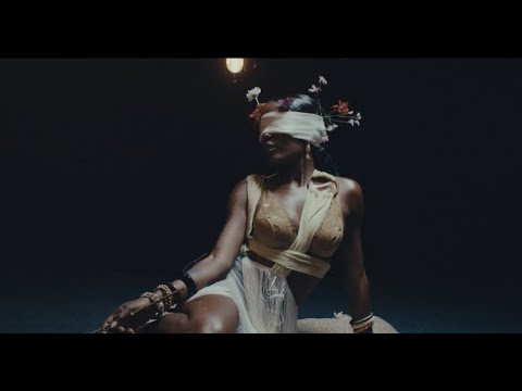 Lya Grace - Falling Out Of Love (Official Video)
