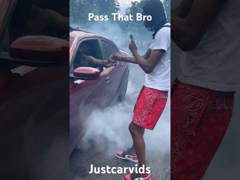 Pass The Spliff #subscribe #hellcat #justcarvids #mopar #dodge #srt #legalpit