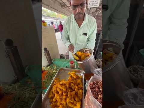 Eastern Railways Famous Jhal Mudi #shorts #streetfood