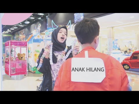Part 2 PRANK Nempelin 'TEPOK AKU DONG' Di Mall Sambil Main Bareng Fateh Halilintar