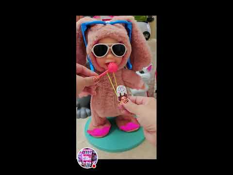 LIVE ? Oddly Satisfying Alive Plush