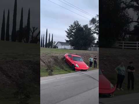 350z Owner Embarrassed After Wrecking Car Showing Off… Should’ve Just Taken His L & Smiled…