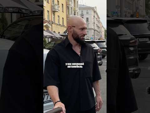 Поймал скромного, харизматичного и чертовски интересного предпринимателя. Скоро полный выпуск.